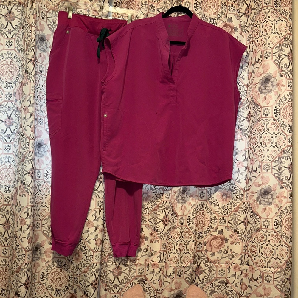 Raspberry Figs Scrub Set Pants & Top Set